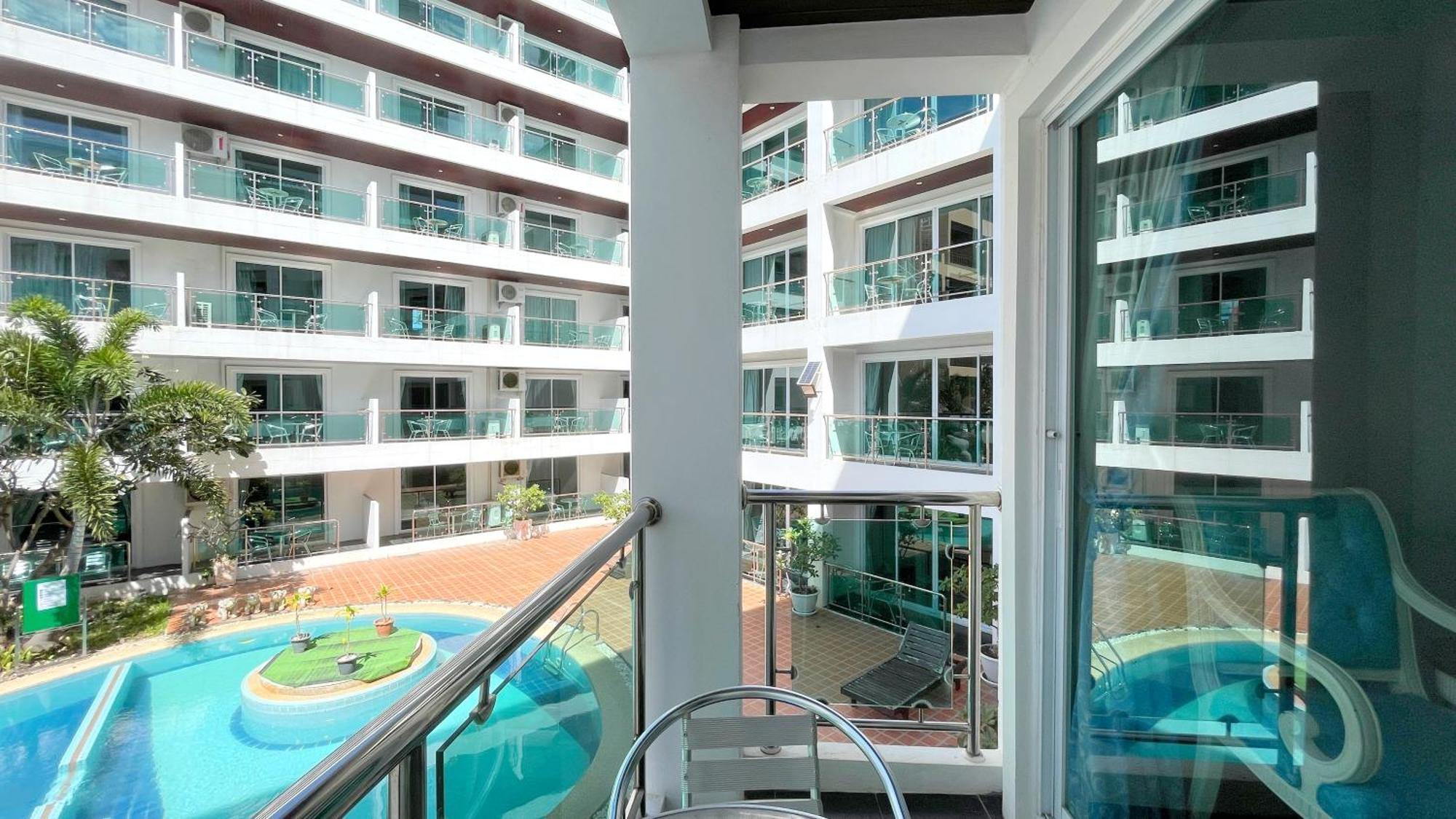 Dragon Beach Resort , Jomtien Beach Pattaya المظهر الخارجي الصورة