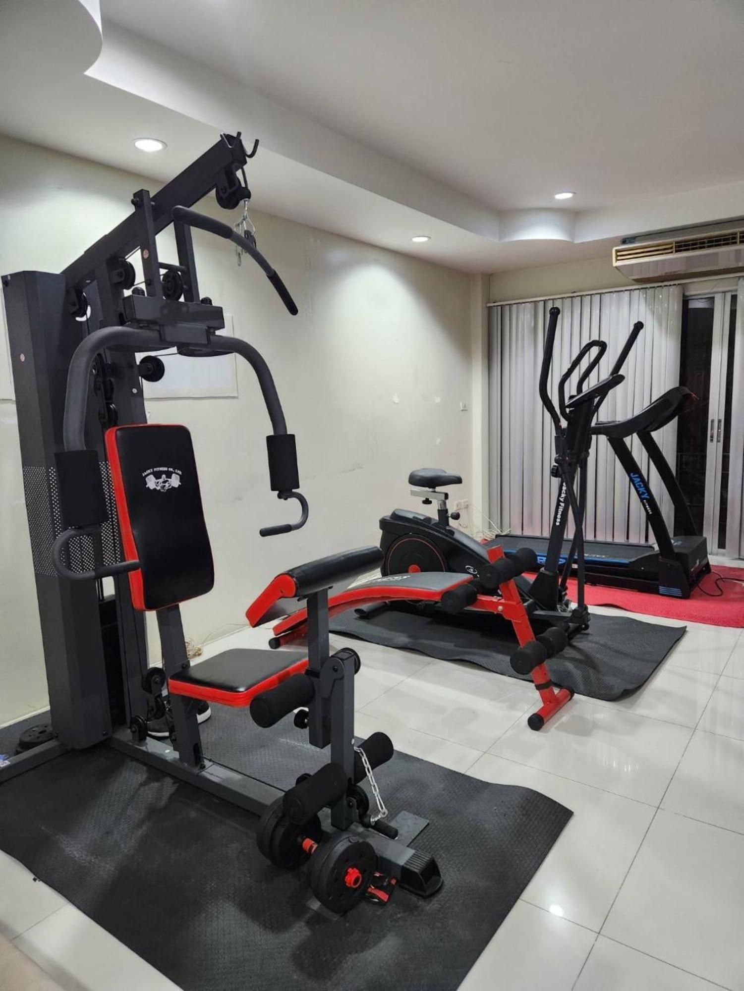 Dragon Beach Resort , Jomtien Beach Pattaya المظهر الخارجي الصورة