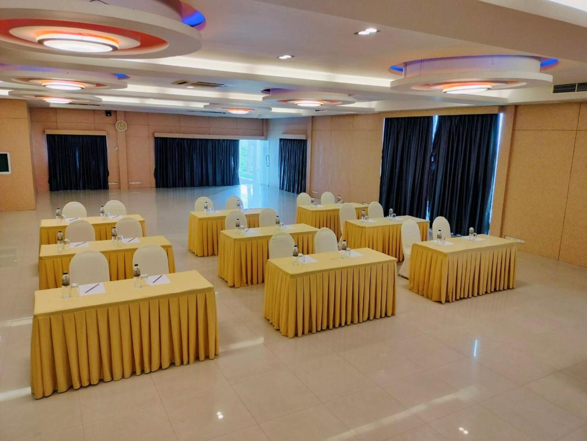 Dragon Beach Resort , Jomtien Beach Pattaya المظهر الخارجي الصورة